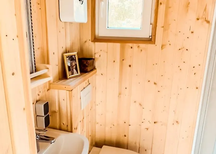 Holiday home Schaeferwagen Gruenspecht Ulmen